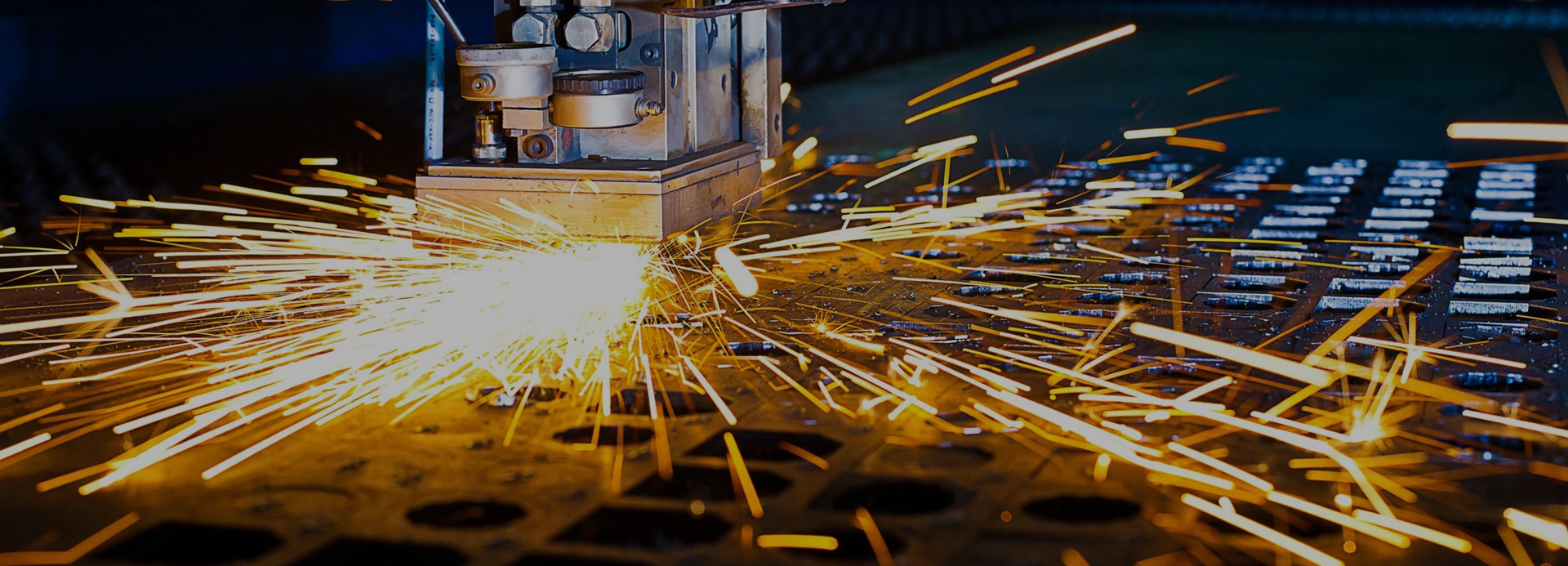 Yuebang has manufactured recycling plants and equipment for processing scrap metal. Our complete range of customized metal shredding solutions meets any production requirement: from pre-shredders to h...